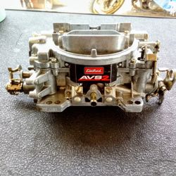 EDELBROCK CARBURETOR 