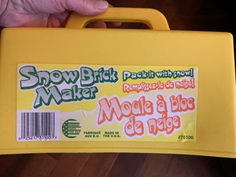 Never used snow brick maker