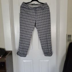 Insight Houndstooth Ankle Pants – Size 10 (Stretchy & Comfy!)