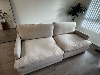 FREE SECTIONAL