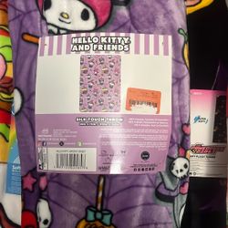 Hello Kitty friend blanket