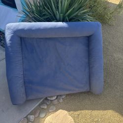Large Dog Bed 