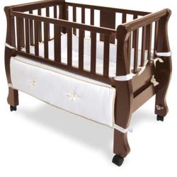 Crib (co-sleeper option) converts to toddler bench