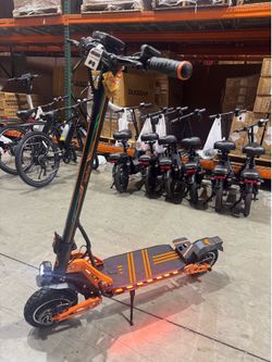 Dual-motor electric scooter