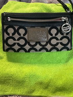 Coach poppy wristlet
