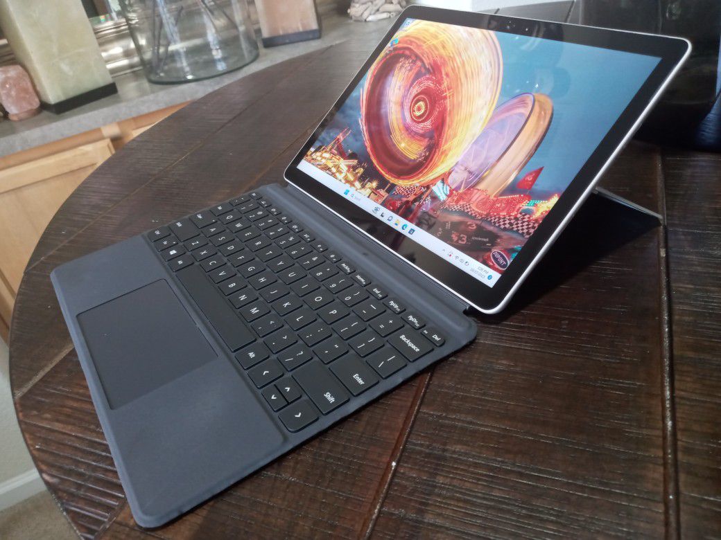 Microsoft Surface Go 2 Laptop/Tablet