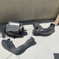 Air Intake For A 2005 GMC 1ton Dulley
