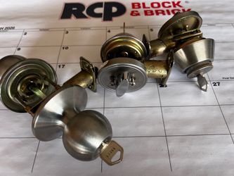 DOOR LOCK AND DEADBOLTS