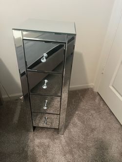 Mirrored 4-Drawer Tall Chest
