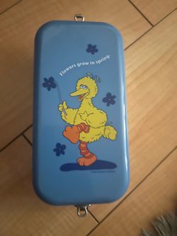 2004 SESAME STREET Big Bird x Mister Donut Lunch Box 7x3.5x3 New Bento Box
