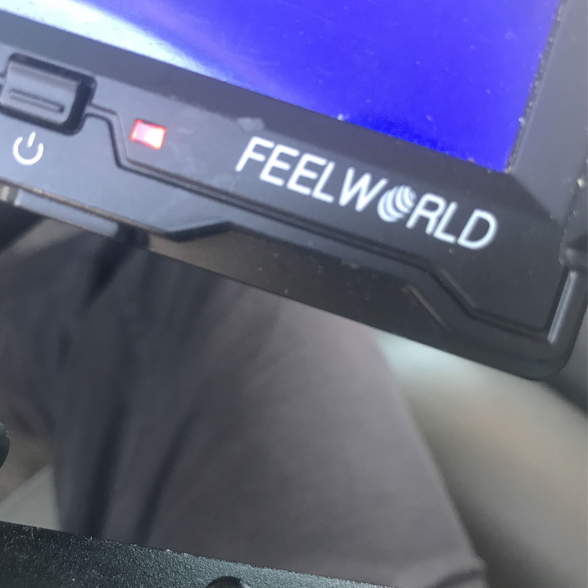 Camera Stylizer Grip/ 7inc 4K LCD viewer