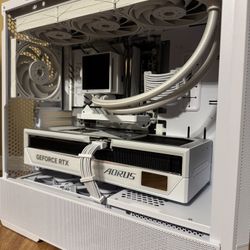 Top Tier Gaming / Productivity And No Expense Spared Ultimate PC