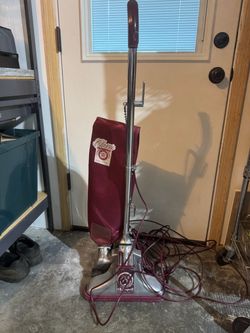 Royal Classic Upright Vacuum