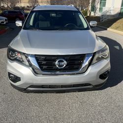 2017 Nissan Pathfinder
