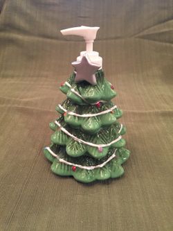 Christmas Tree Soap Pump