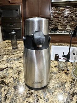 COLEMAN VACUUM CARAFE COFFEE THERMOS STAINLESS STEEL PUMP ACTION HANDLE CAMPING