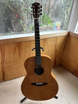 AVALON Acoustic Guitar With Case Included