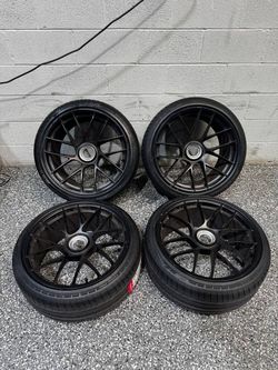 20" Staggered Center Lock OEM Porsche 991 Turbo S Rims Set of 4 20x9 20x12