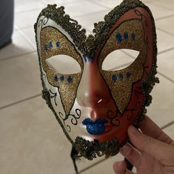 Mask -fancy