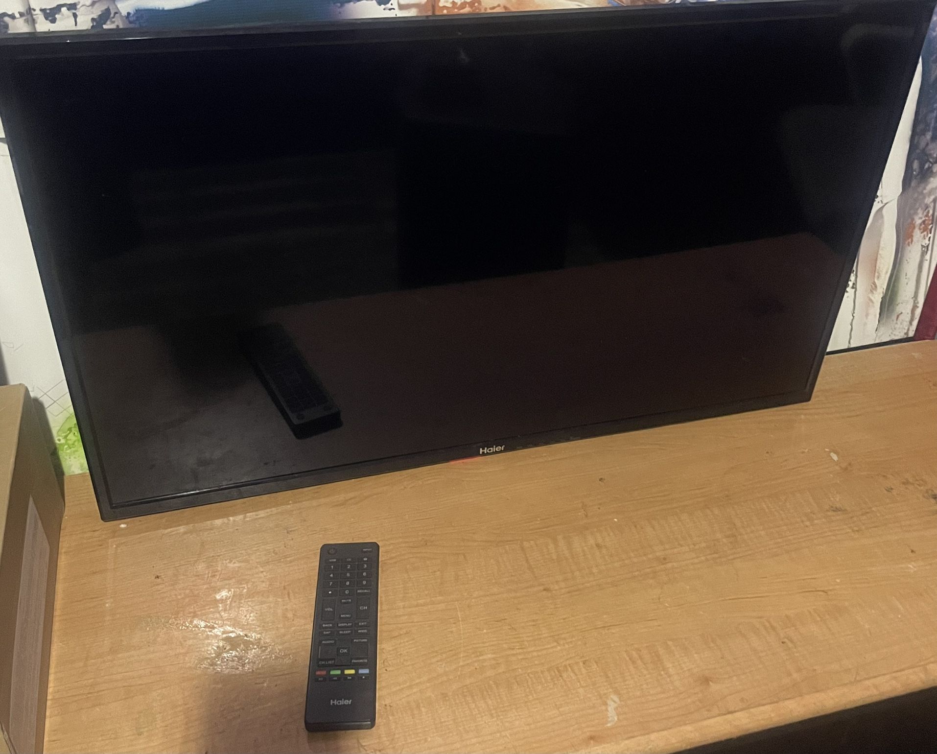 24 Inch Haier LCD LED TV