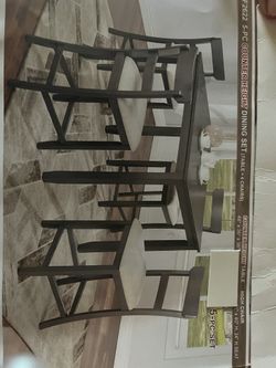 Brend New Dining Table And Chairs 