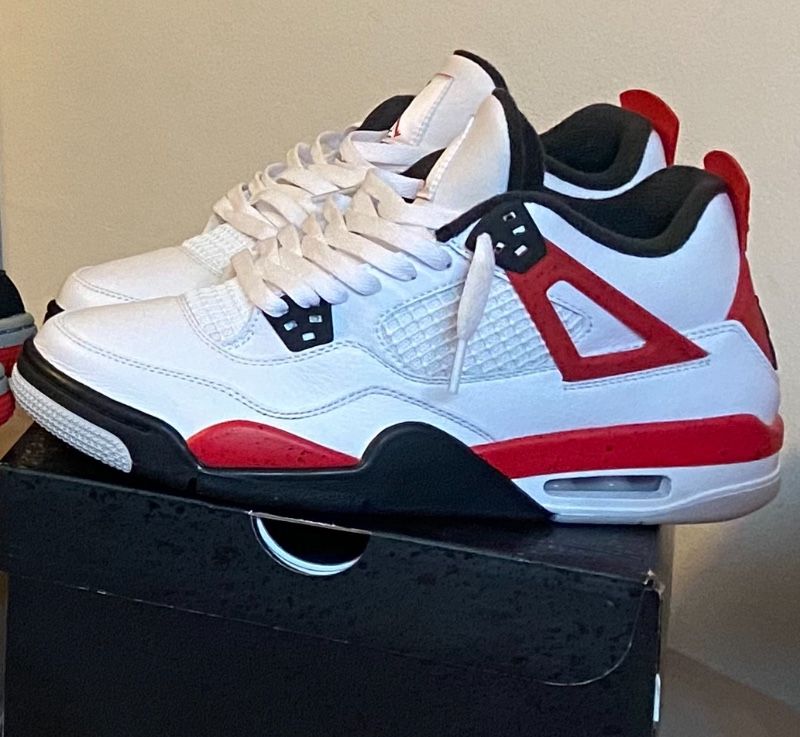 Jordan Retro 4 Red Cement 7y 