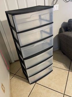 Plastic organizer
