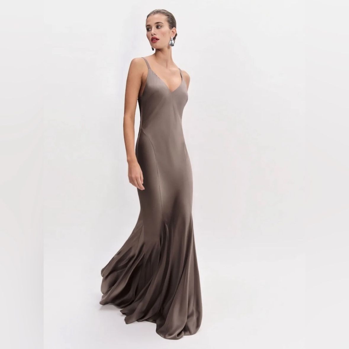 Reformation Tyler Dress in Magnetic