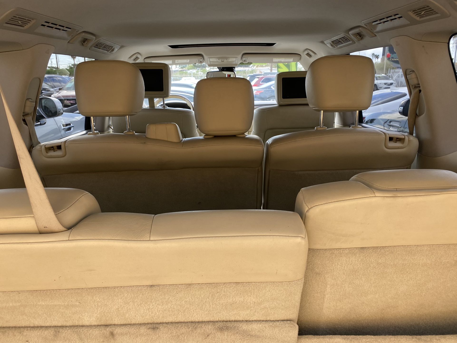 2012 Infiniti Qx56