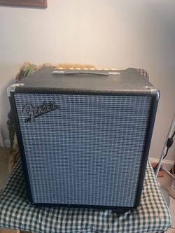 100W Fender Rumble Bass Amp