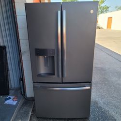 GE Slate French Door Refrigerator With Ice And Water. 30 Day Warranty 