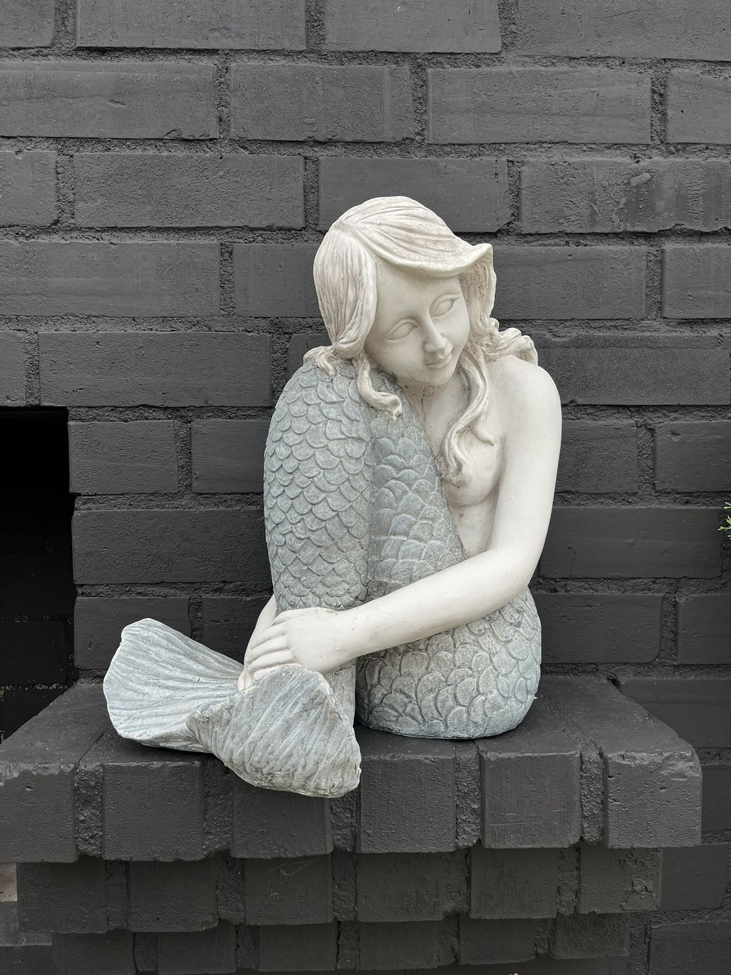 Garden Mermaid Statue