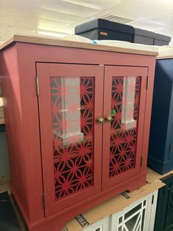 Cabinet storage