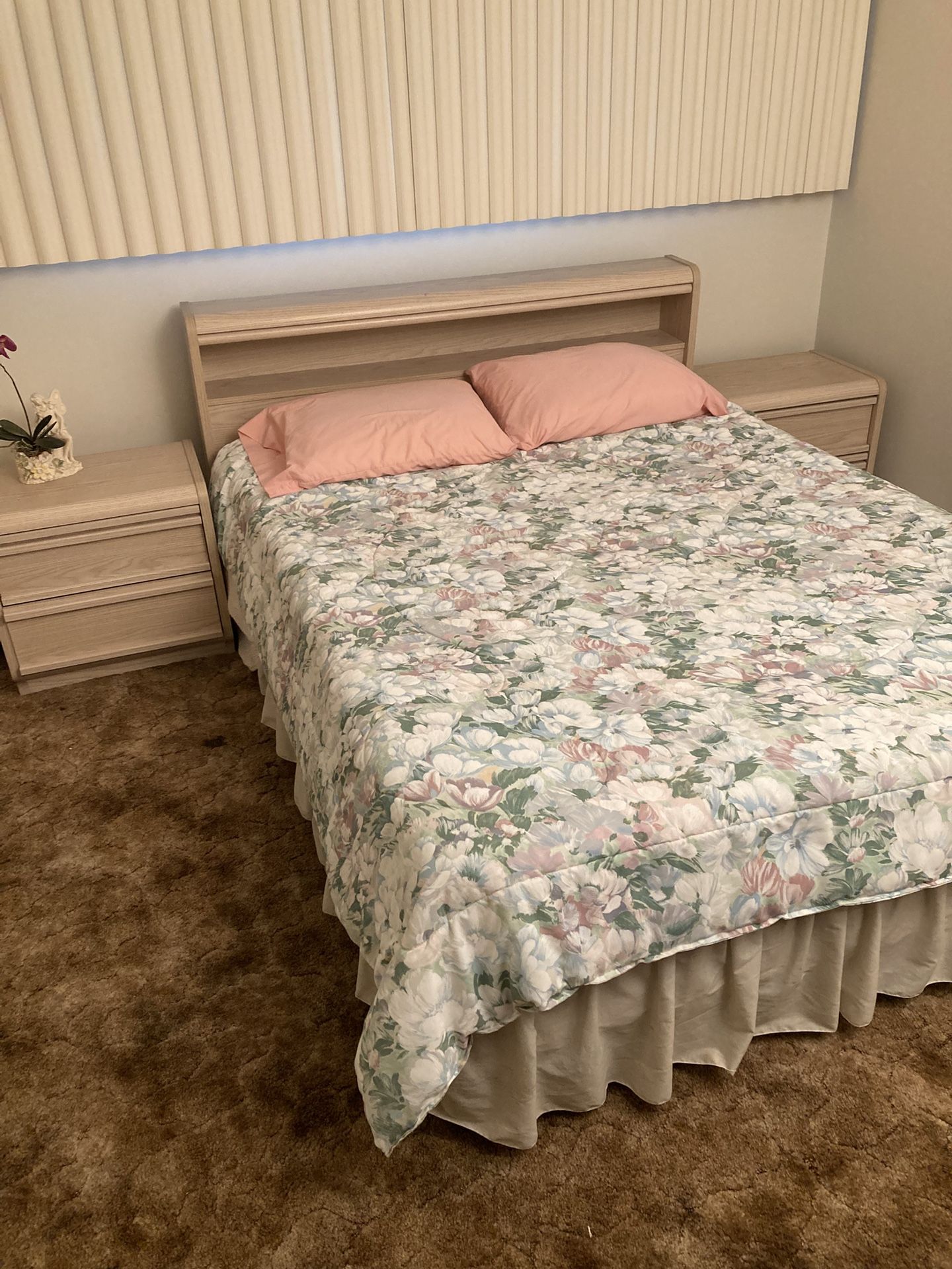 Bedroom Set For Sale