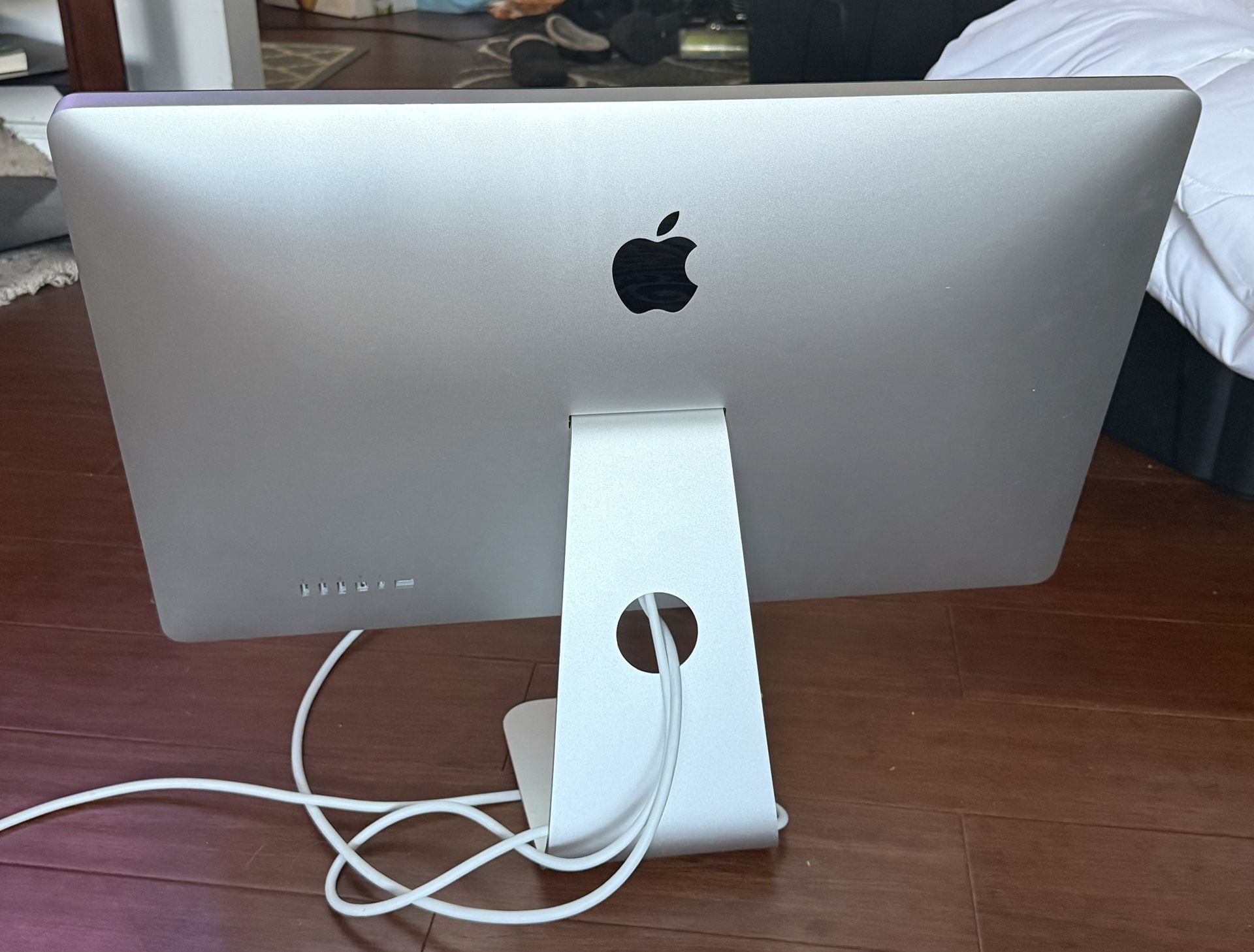 Thunderbolt Display Apple