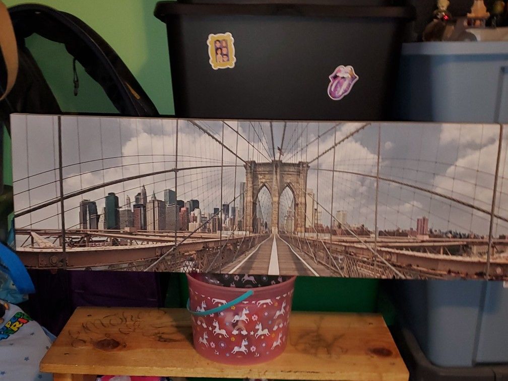 Brooklyn Bridge Canvas Wall Art! Excellent Condition!