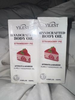 Body Oil Strawberry Pie- Handcrafted hydrates and nourishes skin