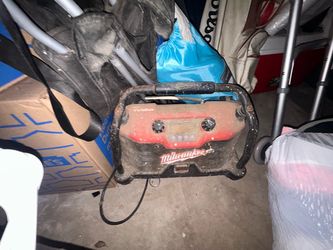 Milwaukee Job Site Radio