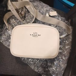 Authentic Brand New Ivory Colored Coach Crossbody Mini Jamie Purse