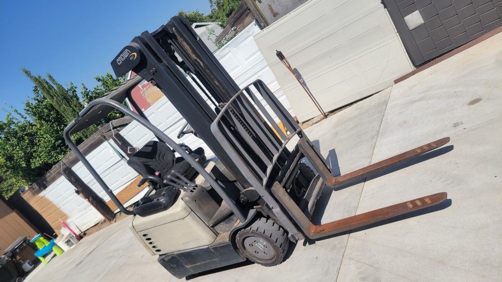 Crown Sc4500 Forklift