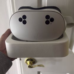 Meta Quest 3s 128GB All In One Virtual Headset 