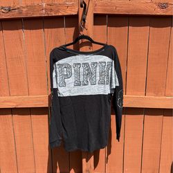 Pink vs bling long sleeve size small