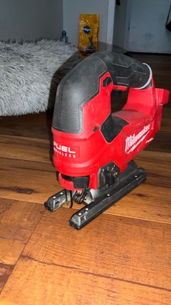 Milwaukee fuel jig saw