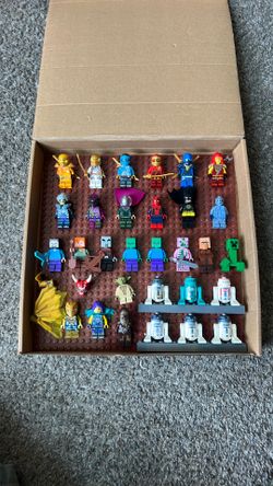 Lego minifigures
