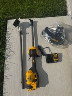 Brand new DeWalt Weedwhacker