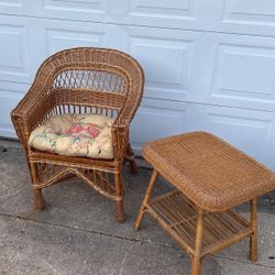 Wicker Chair And End Table 