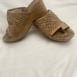 Comfortable wedge sandals size 9 