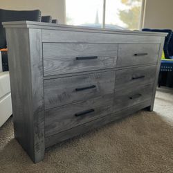Dresser With 6 Drawers- Distressed Grey