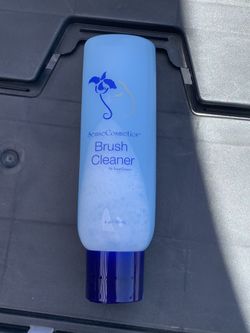 SeneDerm Brush cleaner