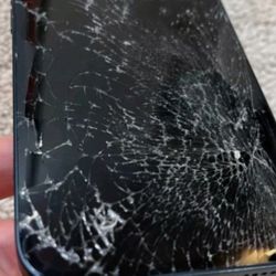 Low Cost iPhone Unlock And Screen Replacements 